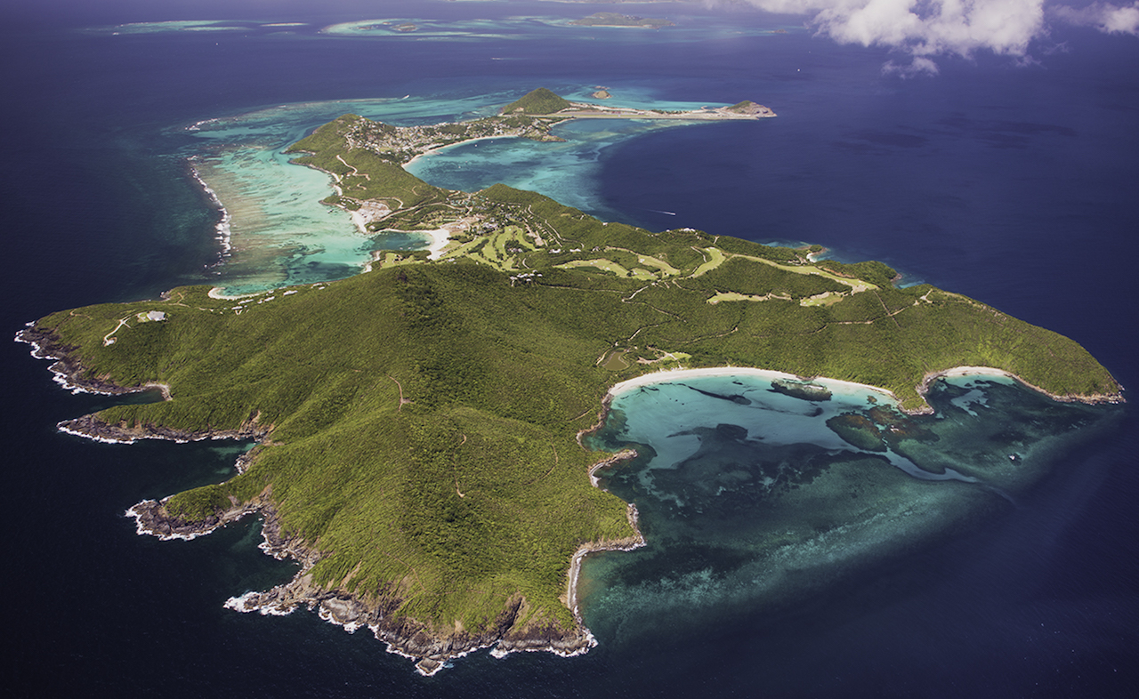 Mustique Airways - Flying to Mustique and the Grenadines